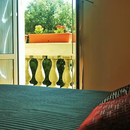 Amphora House